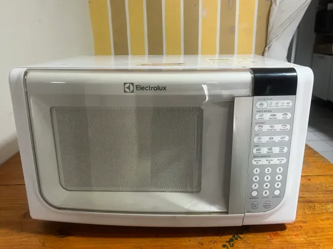 Microondas Electrolux 31 litros