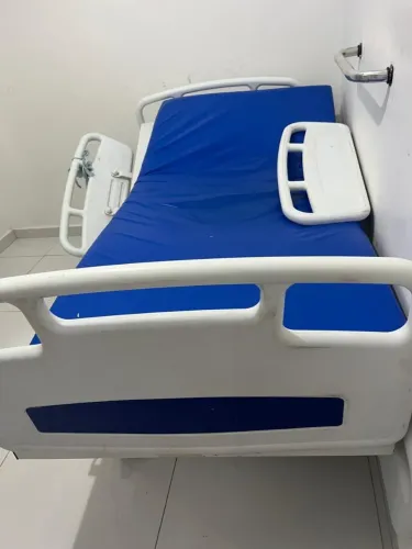 CAMA HOSPITALAR ELÉTRICA
