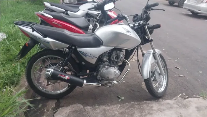 Vendo titan 2007 moto não tem absolutamente nada pra fazer