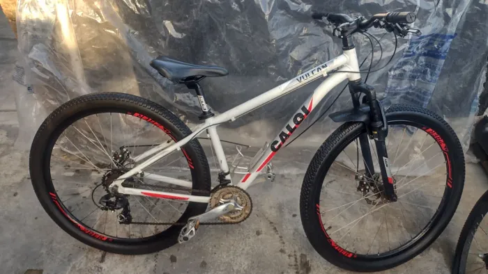 Bicicleta Caloi vulcan aro 29