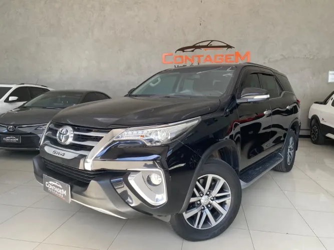Toyota Hilux SW4 4X4 2.8 Diesel 2017