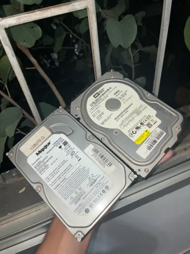 2 PLACAS DE VIDEO + 2 HD 80GB