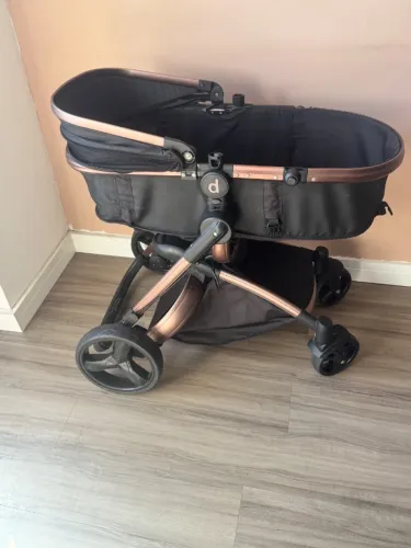 Carrinho de bebê