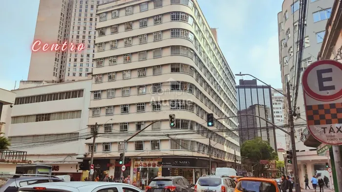 CONJUNTO/SALA COMERCIAL para alugar com 52.9m² por R$ 800,00 no bairro Centro - CURITIBA /