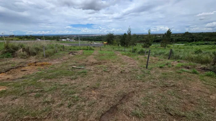 Lote 400m2 em condomínio - 26 de setembro/Cana do Reino - Melhor localização