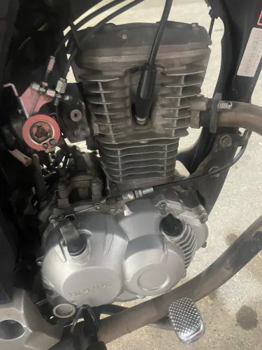Moto em dias