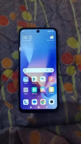 VENDO ( CELULAR FICA REINICIANDO SOZINHO,ESTA DESLIGADO) o concerto é 90 reais leia tudo