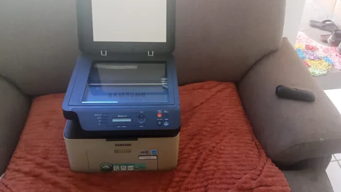 Impressora Samsung Xpress M2070W Laser Multifuncional Wi-Fi - Excelente Estado!