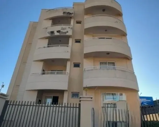 APARTAMENTO À VENDA NO ÓRFÃS