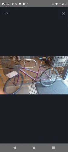 Bicicleta aro 26 com bagageiro e cestinha