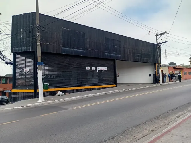 Salão comercial para aluguel com 230 metros quadrados em Jardim Ipanema (São Miguel) - SP