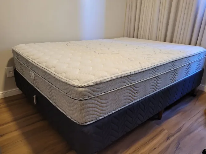 Cama Box com Colchão