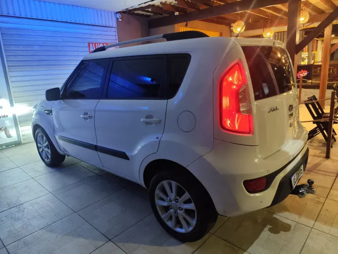 Kia Motors Soul 1.6/ 1.6 16V Flex Aut. 2012