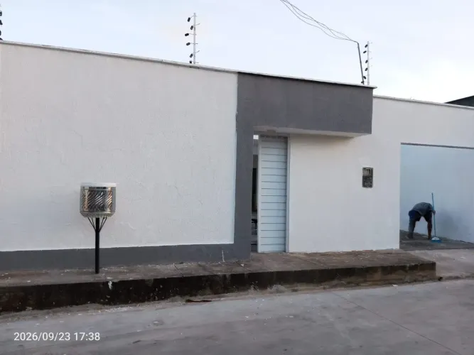 ALUGO | CASA ARAÇAGI | PROX ATACADÃO | 3 SUÍTES