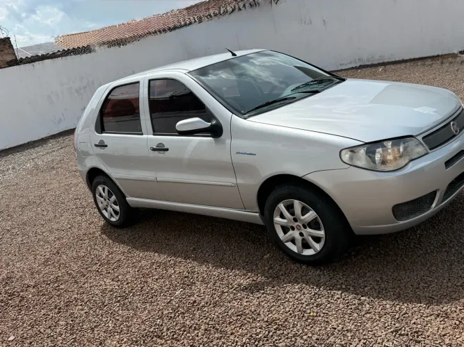 Fiat Palio 1.0 Economy Fire Flex 8V 4P 2010