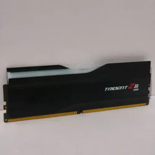 KIT MEMÓRIA RAM GAMER G.SKILL TRIDENT Z5 RGB 32GB DDR5 6400Mhz