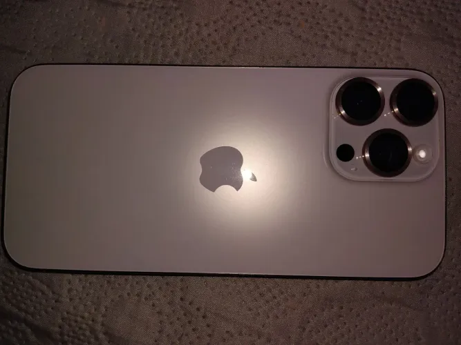 VENDO IPHONE 16 PRO MAX
