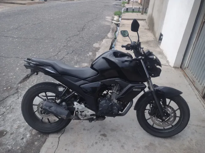 Fazer 150 fz15 2023 negociável
