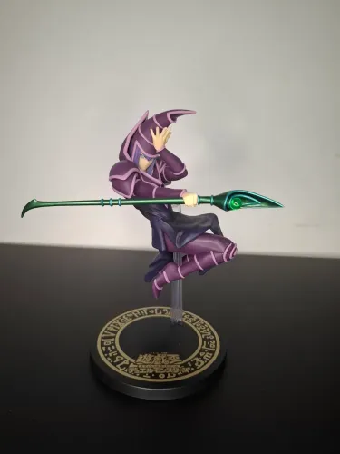 Figure Original Mago Negro Equal Arts