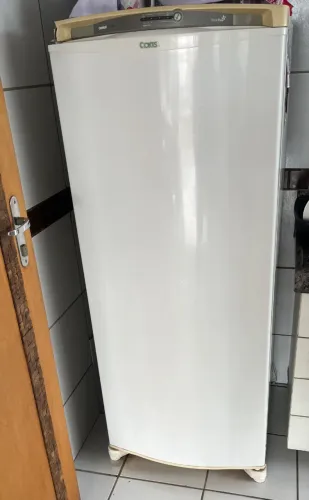 Geladeira Cônsul, funciona perfeitamente