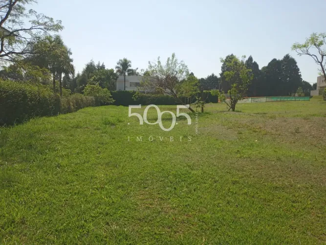 Terreno à venda no condomínio Altos de Itu, com 1.100m² de área total.