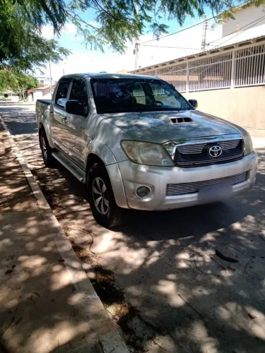 Toyota Hilux CD SR D4-d 4X2 3.0 163cv TDI Dies. 2010