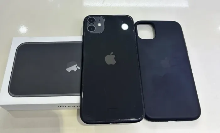 IPHONE 11 - IMPECÁVEL