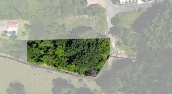 Terreno à Venda no Condomínio Fazenda São Joaquim em Vinhedo, no bairro São Joaquim.