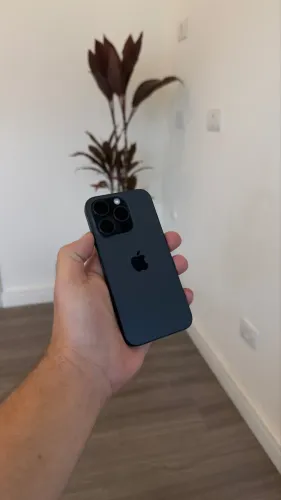 iPhone 15 pro 128gb azul titanium