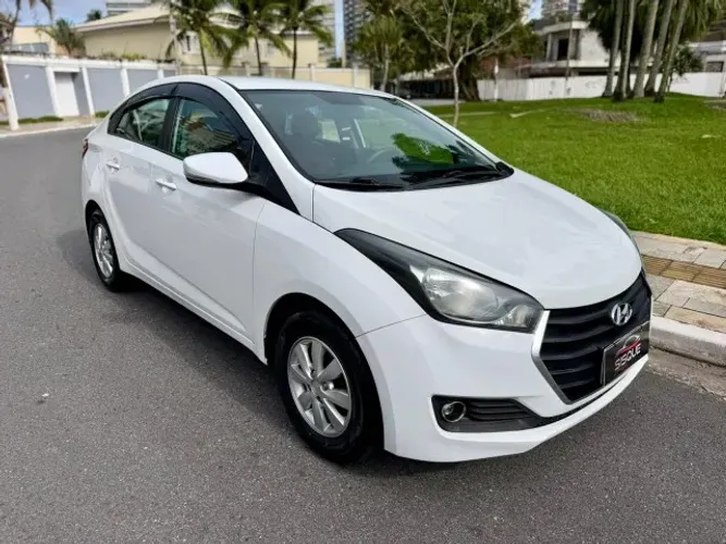 Hyundai HB20S C.style/c.plus1.6 Flex 16V Aut. 4P 2015