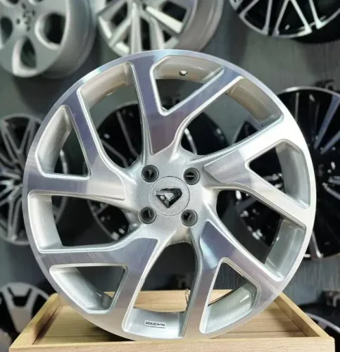 Rodas aro 18 + 185/35R18 Aptany RA301 - R$ 6.290,00
