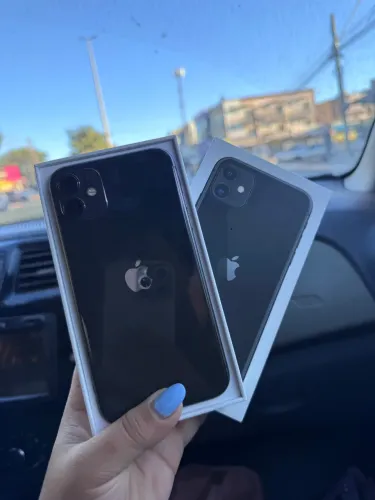 iPhone 11