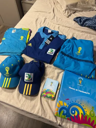 Roupas de voluntários copa do mundo 2014 e confederações 
