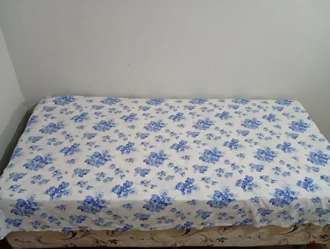 Cama Box Casal e 1 cama solteiro de Mola