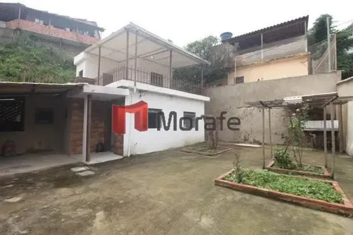 Casa à venda no bairro Glória