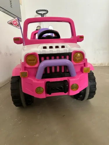 Carrinho infantil - Jeep Rosa