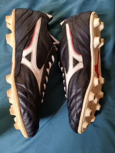 Chuteira Mizuno Original.