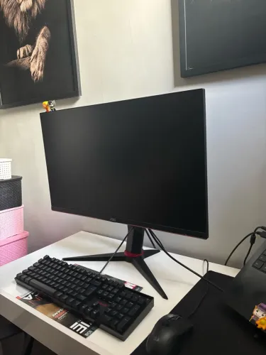 Monitor AOC - 144hz