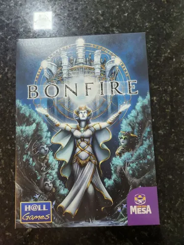 Bonfire board game em PT, com sleeves e caixa organizadora