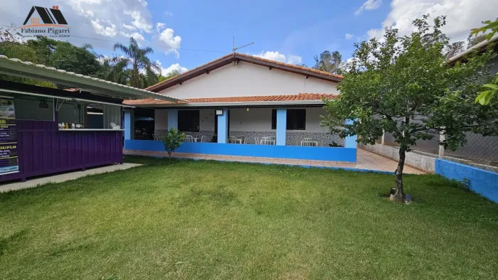 Chácara para Venda em Socorro, zona rural, 3 dormitórios, 2 banheiros, 3 vagas