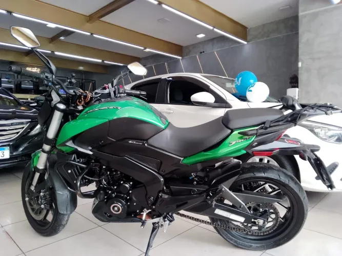Bajaj Dominar 400 - Verde | ÚNICO DONO | Quitada | Revisões em dia | Excelente estado