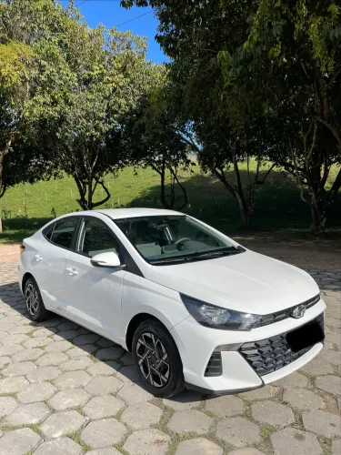 Hyundai HB20S Comfort Plus 1.0 Flex 12V Mec. 2025