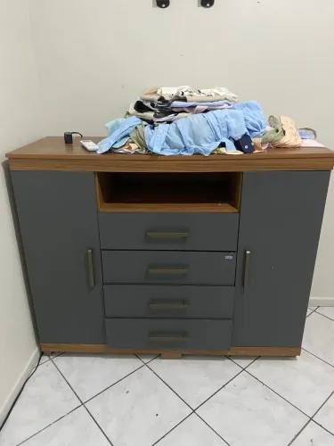 Armário de roupa