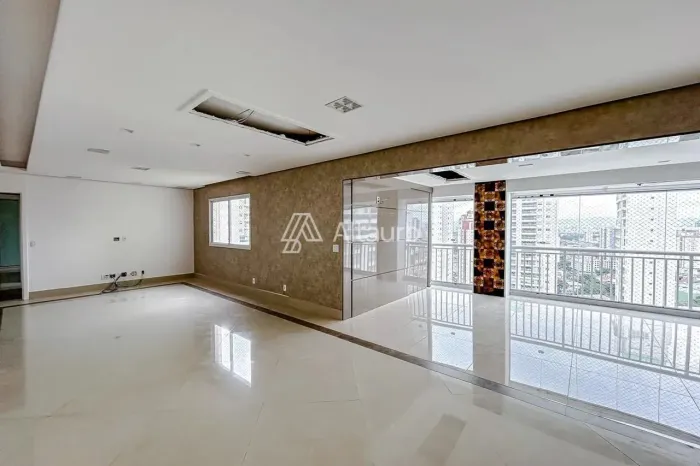 Apartamento Desocupado no Alto da Mooca, São Paulo