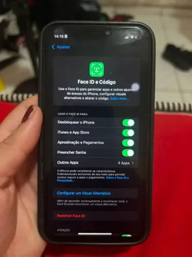 iPhone 11 64 GB para retirada de peças