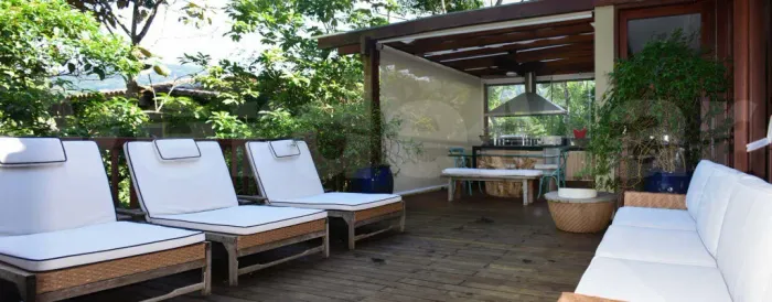 Resort São Pedro Guarujá, Casa com vista mar na praia de São Pedro em Guarujá.