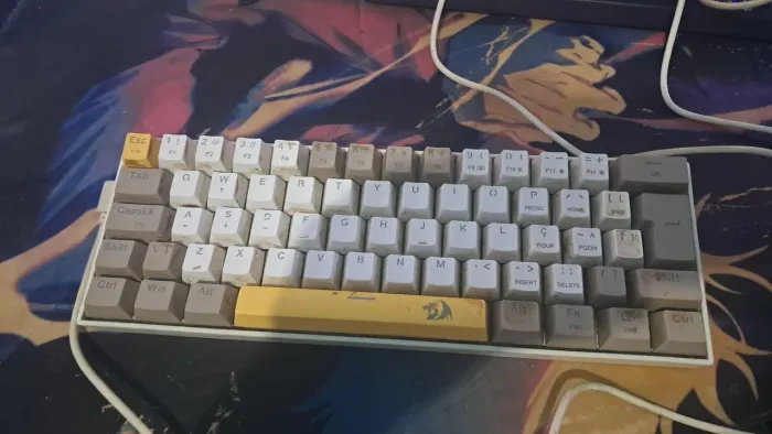 Teclado Lakshmi redragon 60%