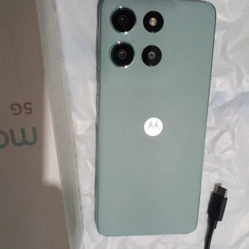 CELULAR MOTO G56 1 MÊS DE USO