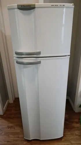 Geladeira Electrolux super freezer DC34