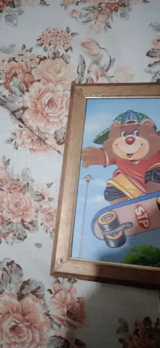 Quadro infantil urso skatista